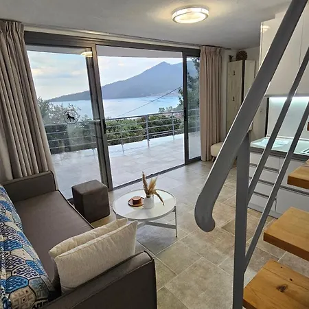 Black Goat Apartment *